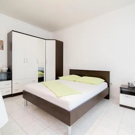 Apartment Veve - With Terrace Sea View Vanessa St *